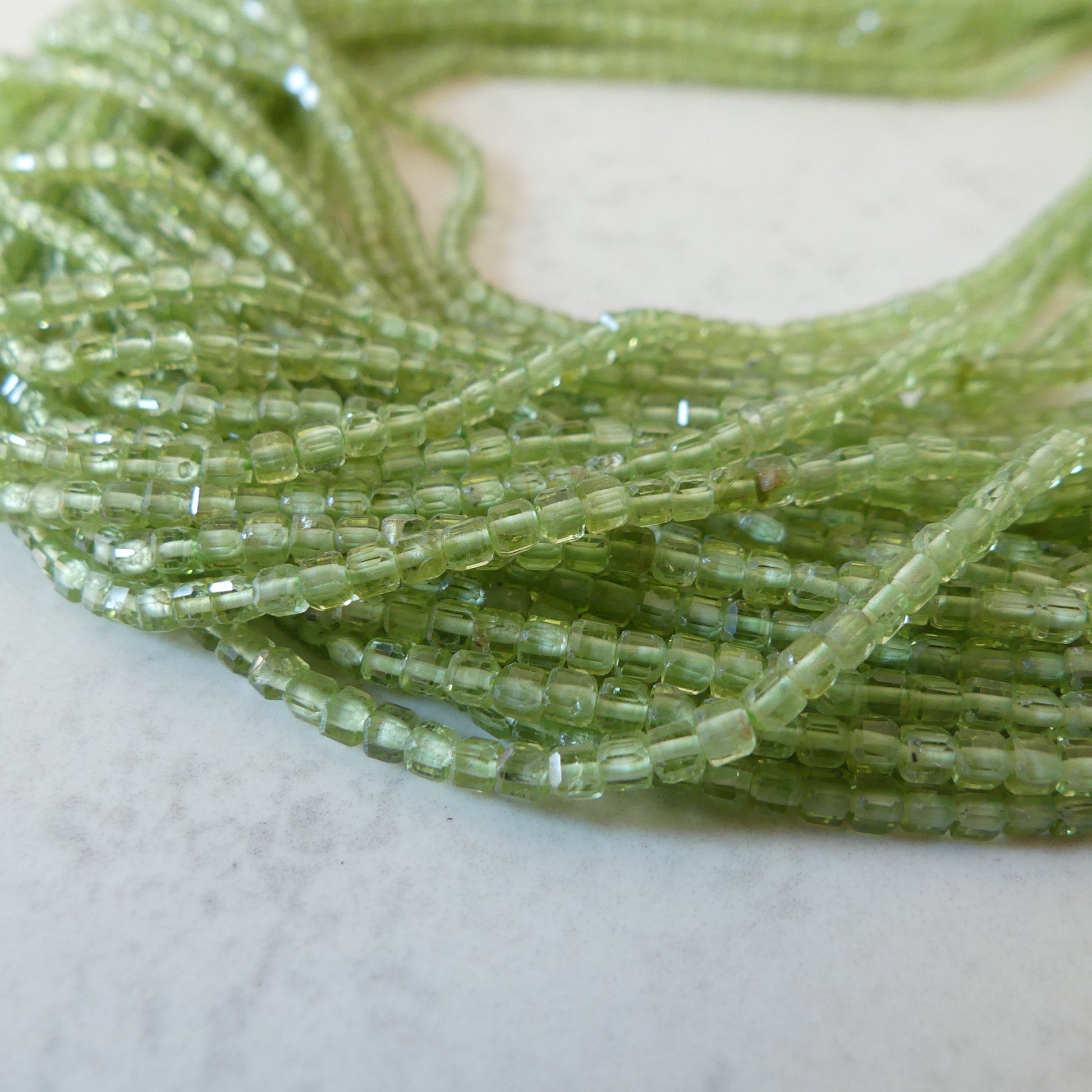 2mm AAA Peridot Faceted Cube Beads 15" Transparent Green Gemstone Beads for Jewelry Making Beading Craft Gift August Birthstone Beads