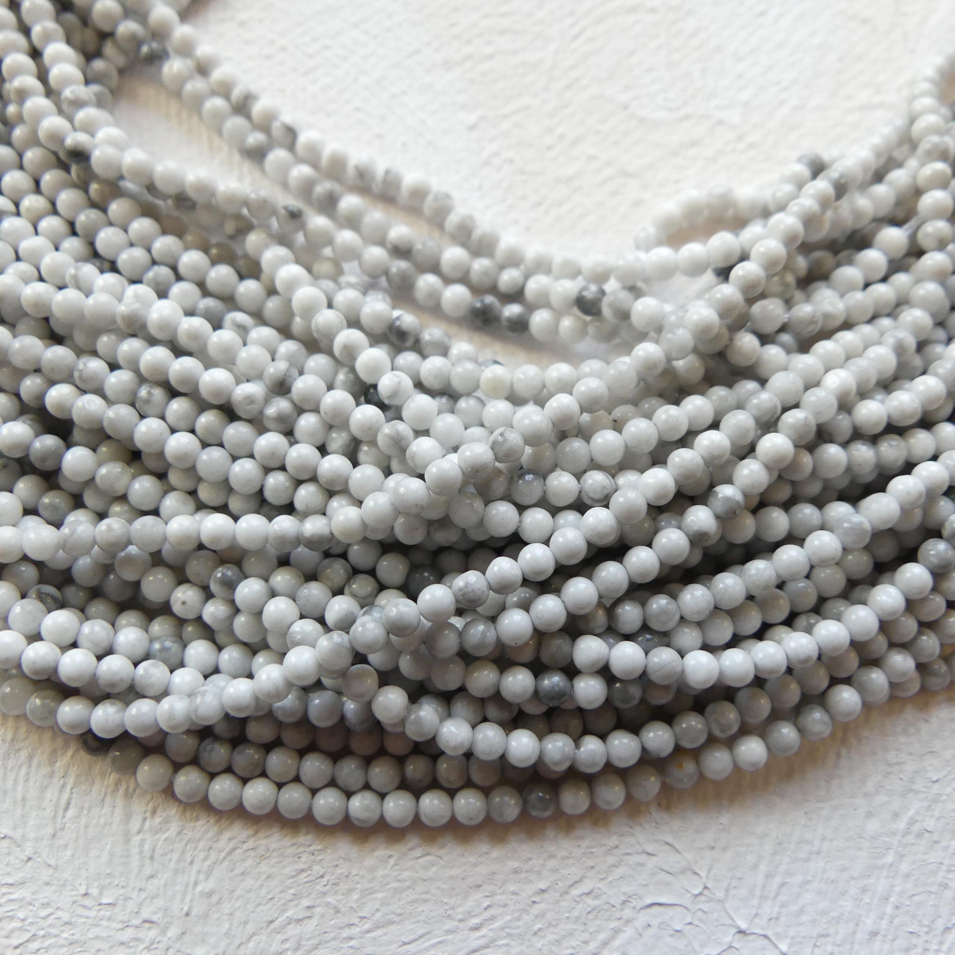 2mm Howlite Smooth Beads 15" Natural White Turquoise Gemstone Beads Beading Crafter Gift DIY Jewelry