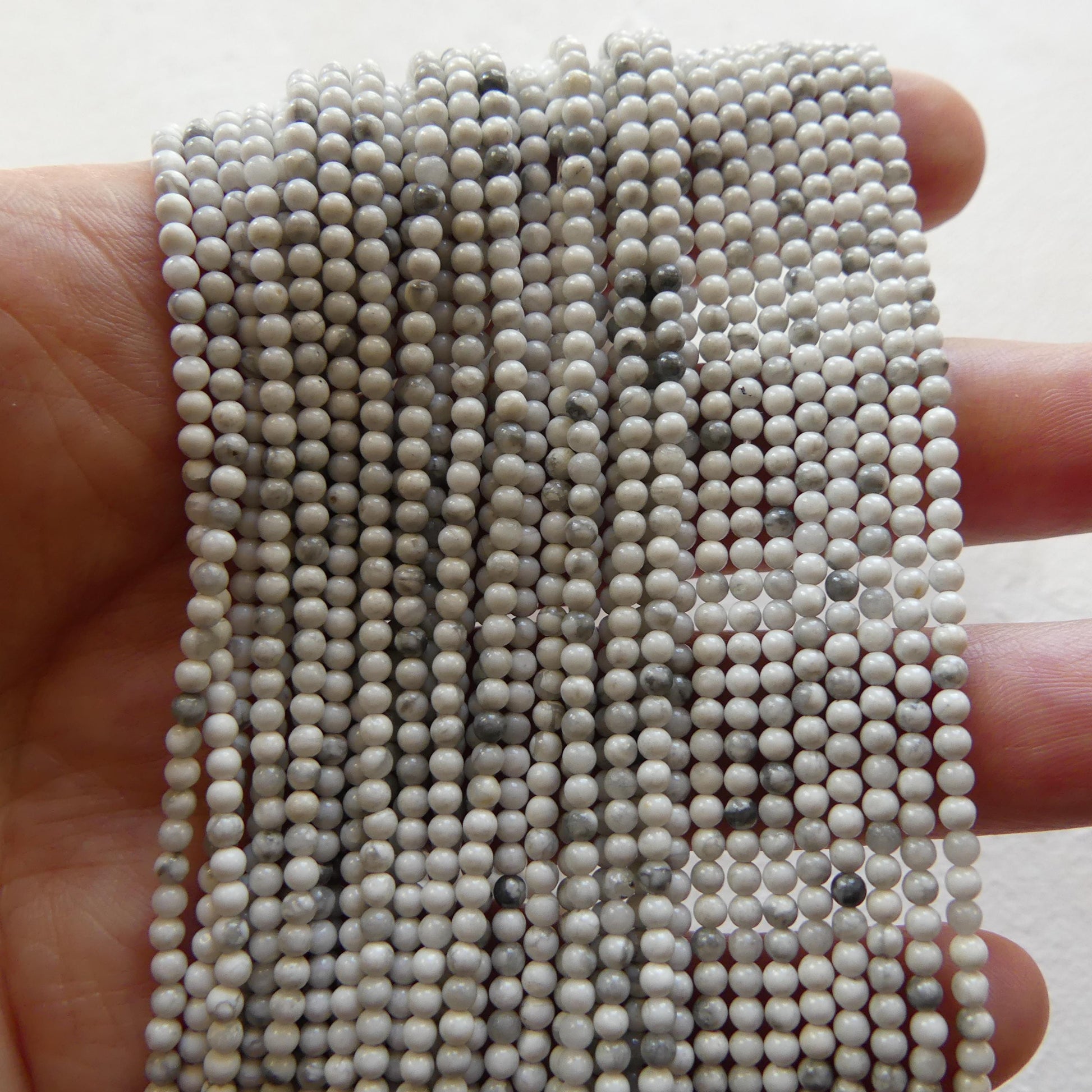2mm Howlite Smooth Beads 15" Natural White Turquoise Gemstone Beads Beading Crafter Gift DIY Jewelry