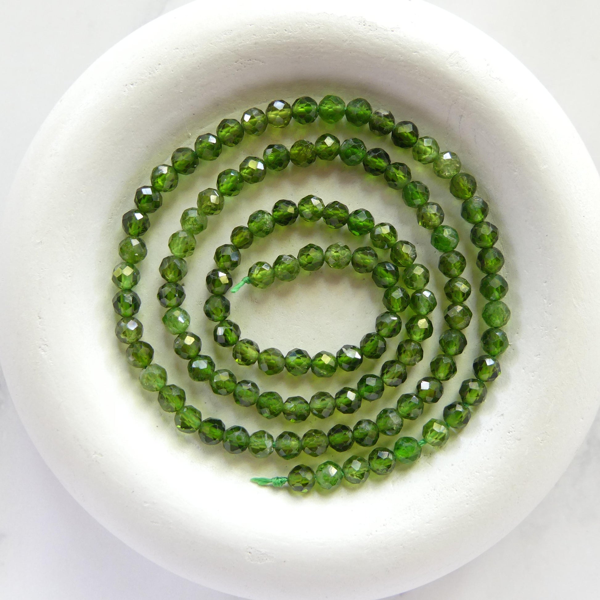 3mm 4mm AAA Chrome Diopside Beads 15" Genuine Round Small Emerald Green Crystal Beads Gemstone Beads for Jewelry Making Beading DIY Jewelry