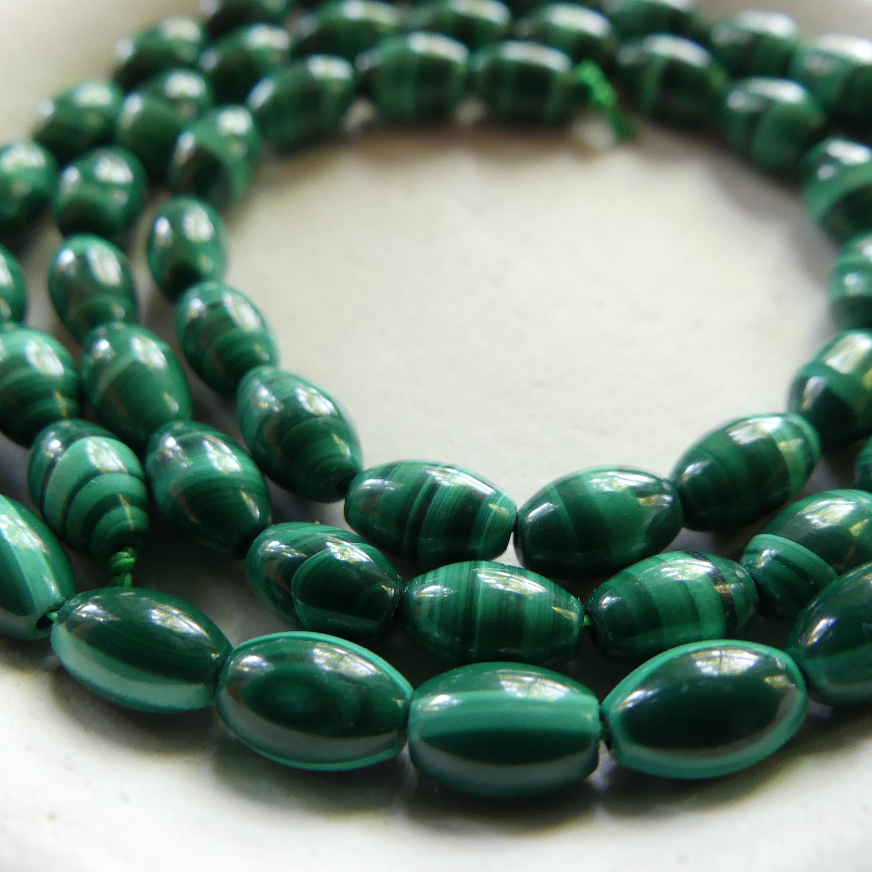 4x6mm Malachite Oval Beads Smooth 15" Vivid Green Malachite Gemstone Beads for Jewelry Making Beading Gift Crafter DIY Necklace