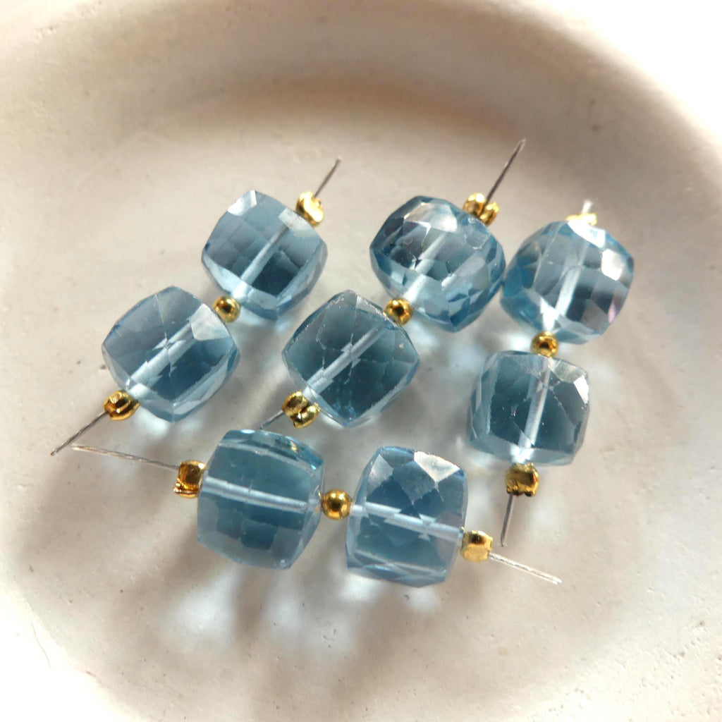 AAA London Blue Topaz Beads Cube Faceted Nuggets Transparent Sparkly Gemstone Beads for Jewelry Making Earrings Pendants December Birthstone