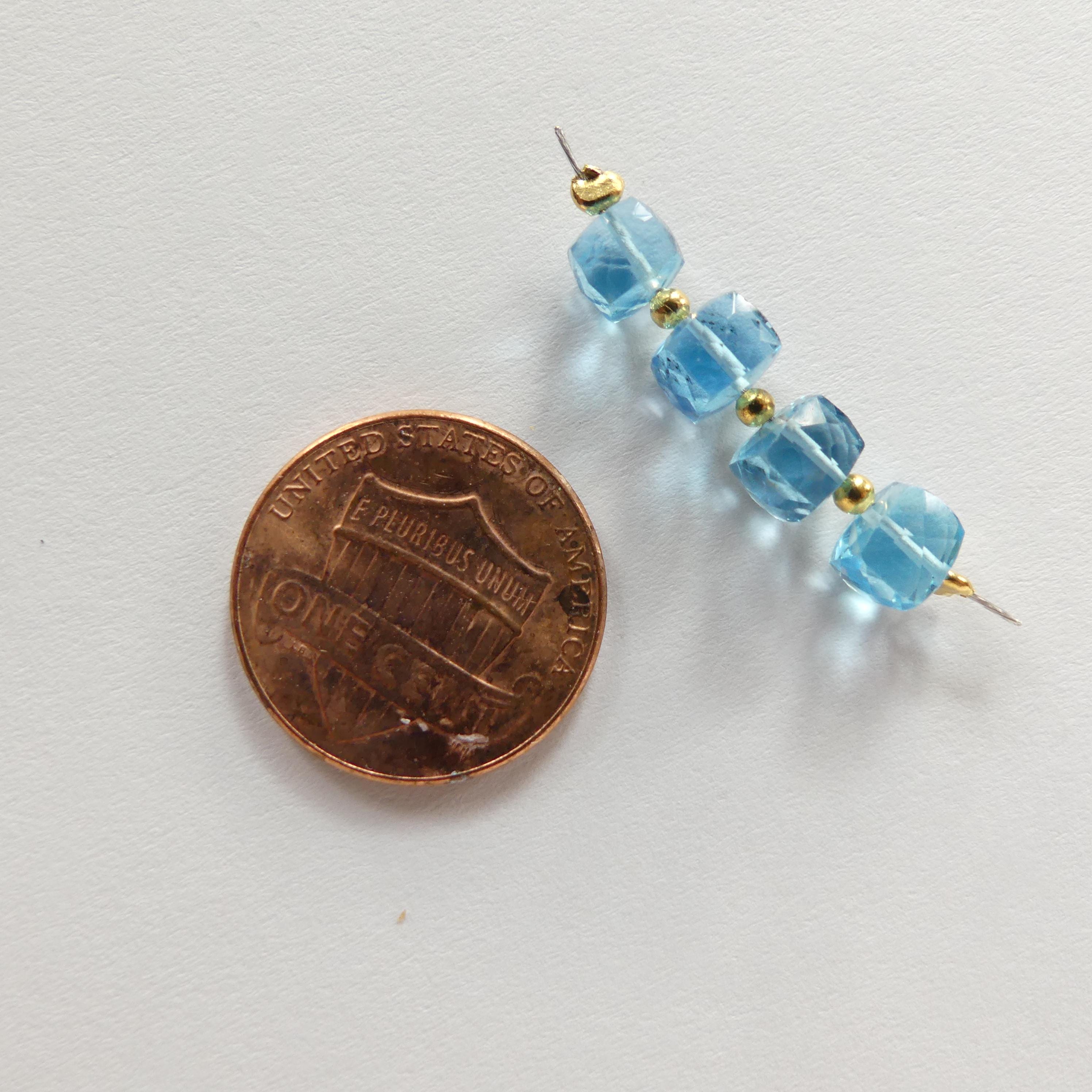 AAA Swiss Blue Topaz Beads Cube Faceted Nuggets Transparent Sparkly Gemstone Beads for Jewelry Making Earrings Pendants December Birthstone