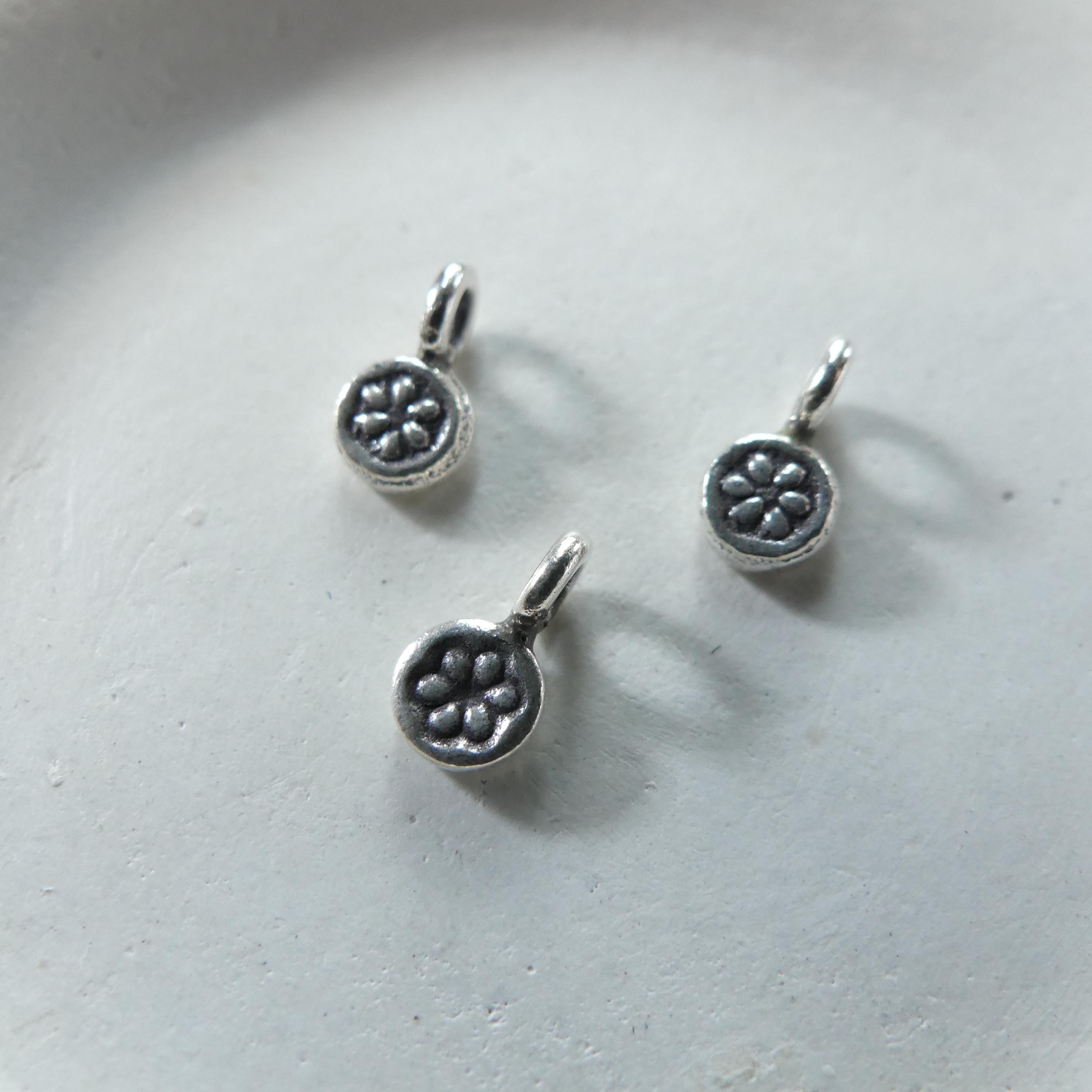 1 Piece Tiny Silver Daisy Charm Thai Silver Pendant Mini Flower Stamp Jewelry Making DIY Earrings Pendant