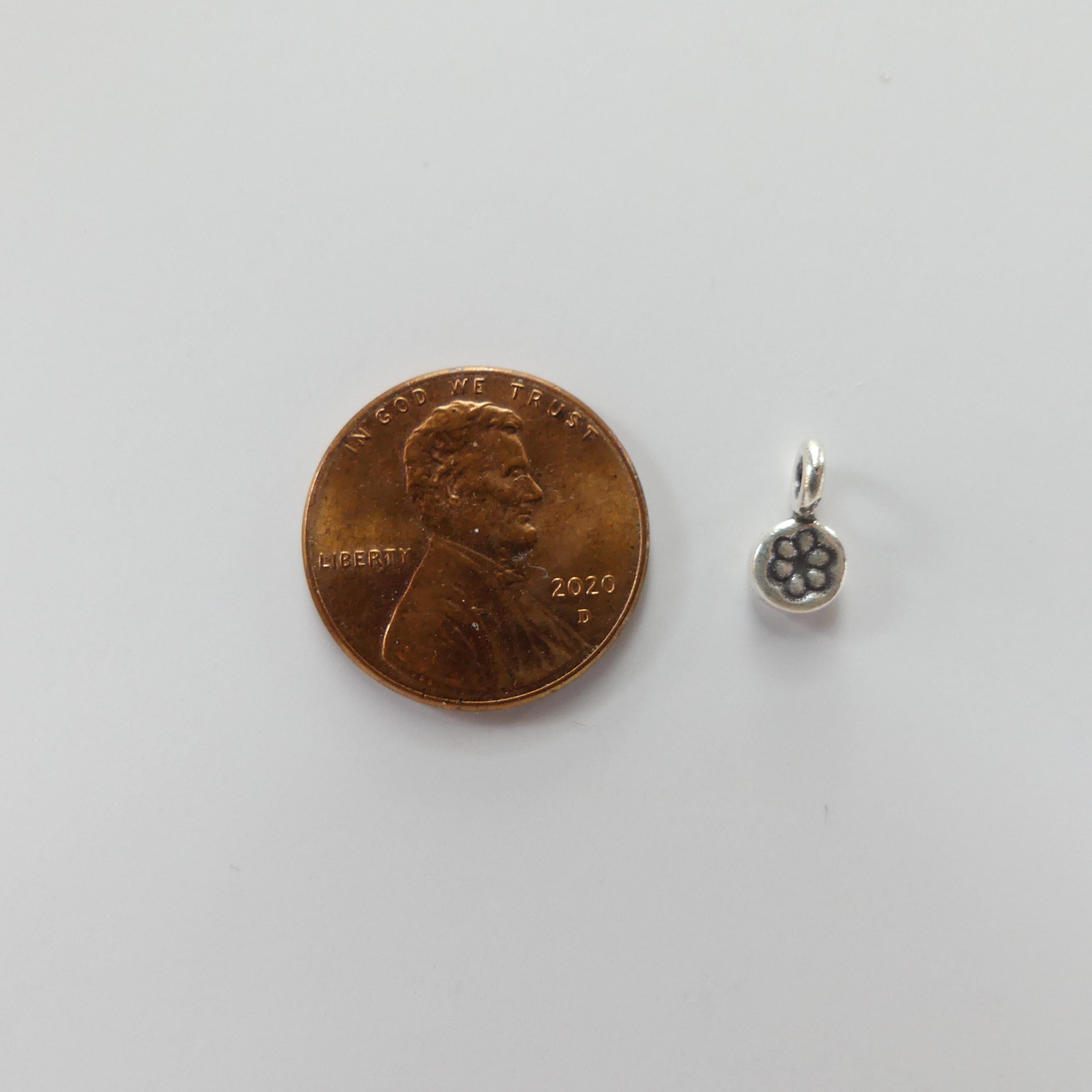 1 Piece Tiny Silver Daisy Charm Thai Silver Pendant Mini Flower Stamp Jewelry Making DIY Earrings Pendant