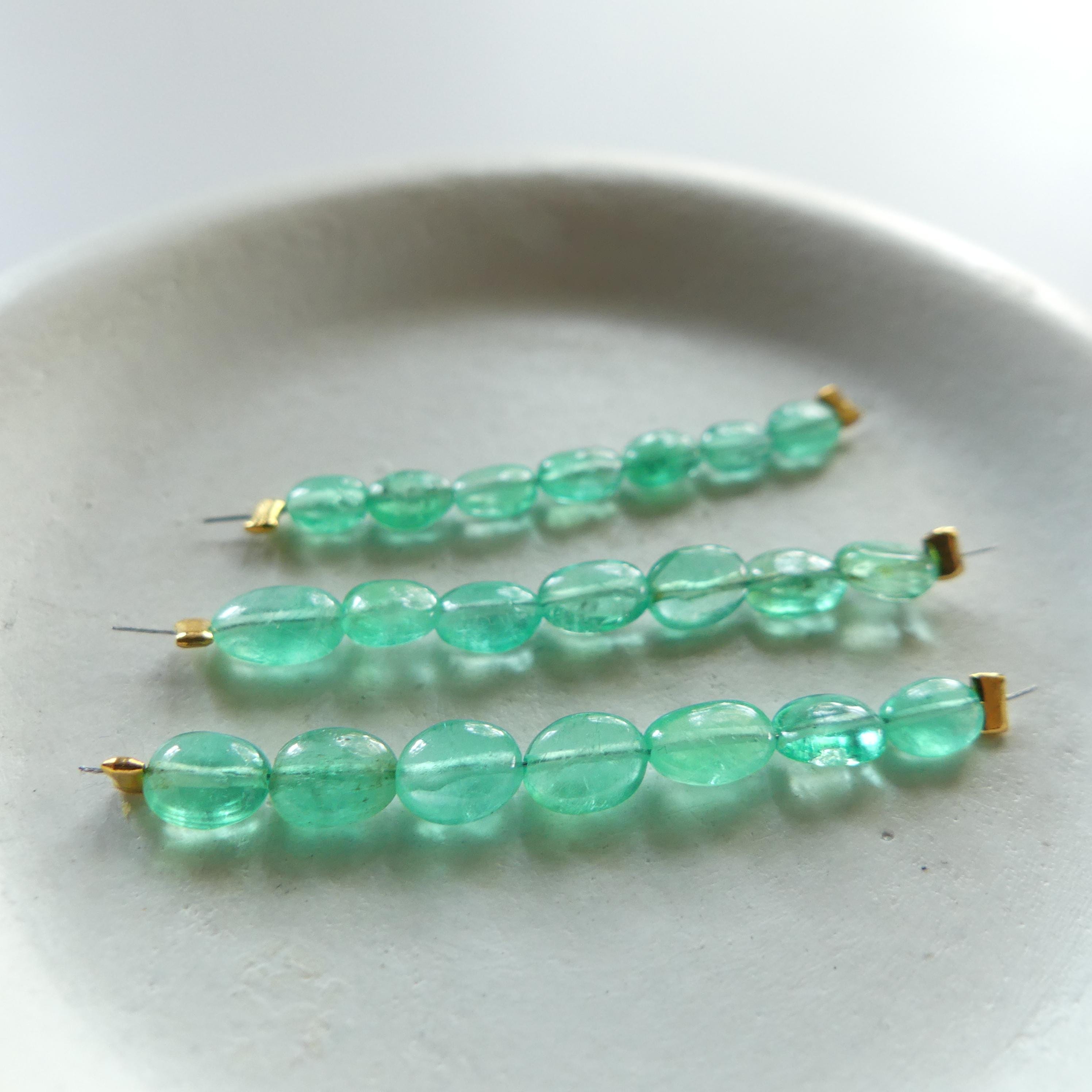 Natural Fine Columbian Emerald Beads Oval Smooth Gem Quality Emerald Gemstone Beads Genuine Emerald for Jewelry Making Beading Craft Gift