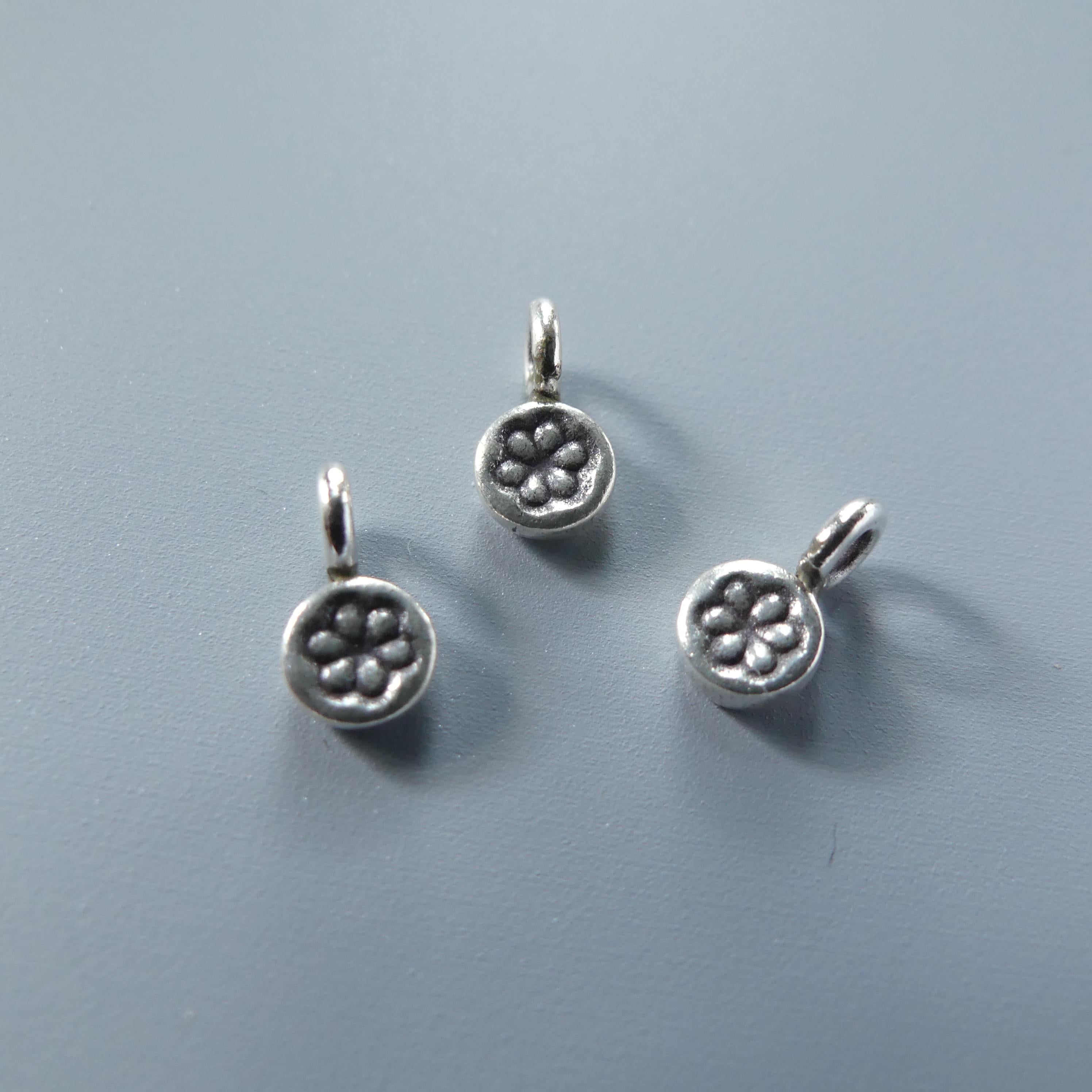 1 Piece Tiny Silver Daisy Charm Thai Silver Pendant Mini Flower Stamp Jewelry Making DIY Earrings Pendant